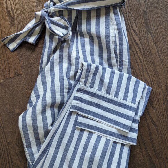 Zara linen high-wasted cropped pants, size M - Picture 1 of 4